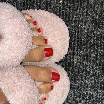 Mandara Nail Spa - Mani with overlay on big toes - Nail Salons Near Me - Dublin, California