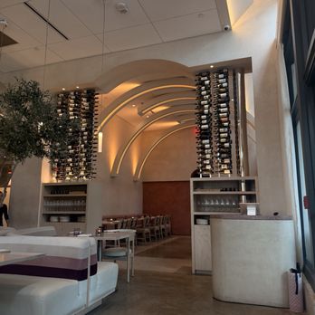 Ash - Italian Near Me - Tampa, Florida