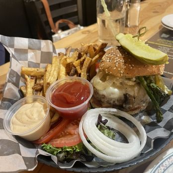 Bee's Knees Pub & Catering - Prairie Burger with Home Cut Fries - Bars Near Me - Idaho Falls, Idaho Bee's Knees Pub & Catering - Prairie Burger with Home Cut Fries - Bars Near Me - Idaho Falls, Idaho