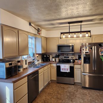 ShaunDurbinStudios - Cabinet painting - Painters Near Me ShaunDurbinStudios - Cabinet painting - Painters Near Me