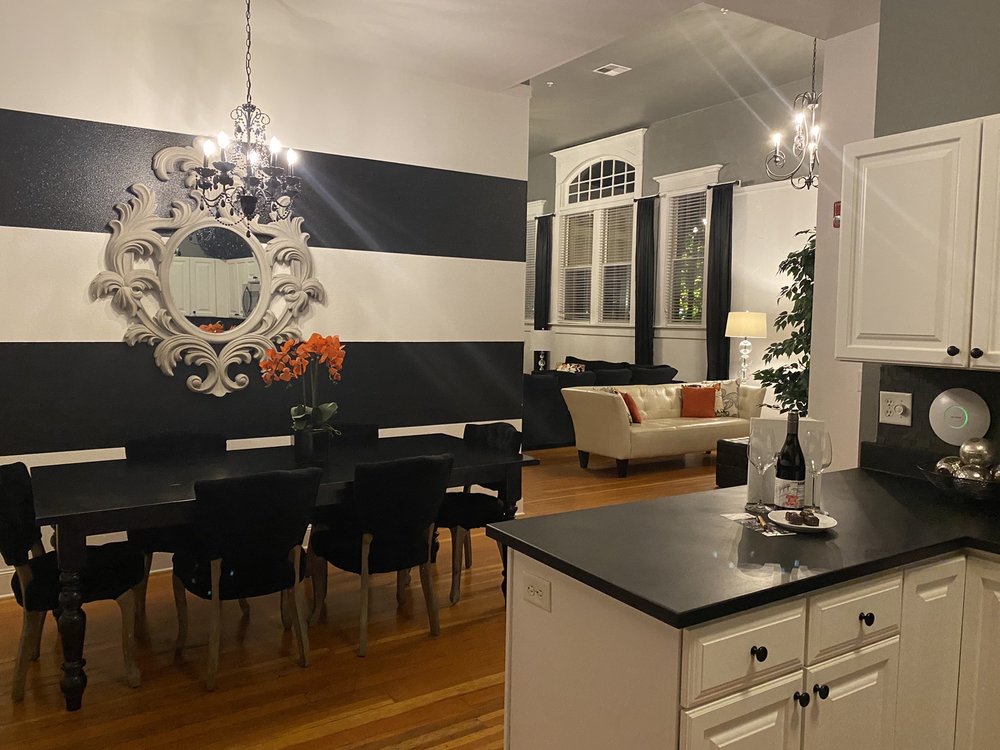 3RD STREET FLATS Updated July 2024 49 Photos & 43 Reviews 219 NE