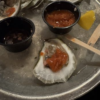Benjamin's Raw Bar - Oysters - Seafood Near Me - Newport, Rhode Island