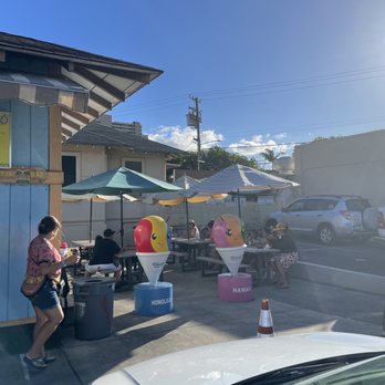 Waiola Shave Ice - Outside seating - Ice Cream & Frozen Yogurt Near Me - Honolulu, Hawaii Waiola Shave Ice - Outside seating - Ice Cream & Frozen Yogurt Near Me - Honolulu, Hawaii