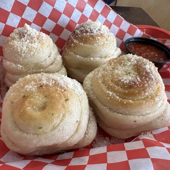 New York Pizza - Garlic Knots - Pizza Near Me - Panama City Beach, Florida New York Pizza - Garlic Knots - Pizza Near Me - Panama City Beach, Florida