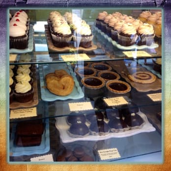 Miette - Cupcakes and cakes! - Bakeries Near Me - San Francisco, California
