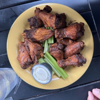 Peach's Grill - Honey bbq and mild wings - New American Near Me - Yellow Springs, Ohio Peach's Grill - Honey bbq and mild wings - New American Near Me - Yellow Springs, Ohio