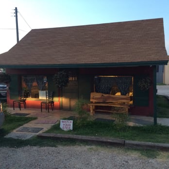 Country Cafe - Front Door - Breakfast & Brunch Near Me - Waxahachie, Texas Country Cafe - Front Door - Breakfast & Brunch Near Me - Waxahachie, Texas
