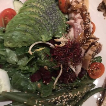 Honest Greens - Avocado Supergreen Salad with Tuna - Breakfast & Brunch Near Me - Madrid, M