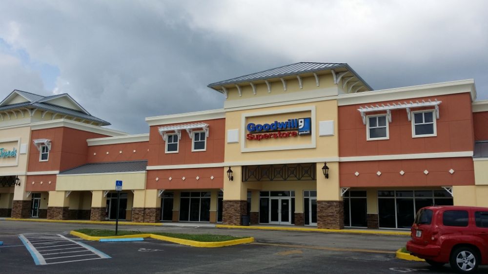 Slide of Rainbow Painting Group