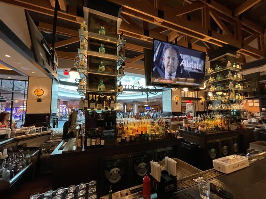 Guy Fieri's Foxwoods Kitchen & Bar by null
