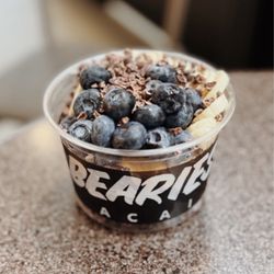 Açaí Bowl with Blueberries and Bananas
