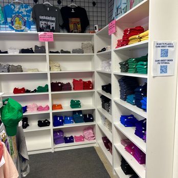 Vinyl Craft Studio - Infant, Toddler, & Youth Size T-Shirt Section - Screen Printing/T-Shirt Printing Near Me - San Antonio, Texas