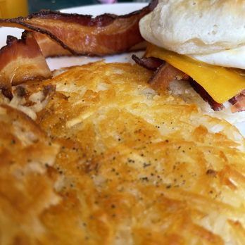 CJ's Kitchen & Grille - Look at those perfect hash browns! - American Near Me - Pensacola, Florida CJ's Kitchen & Grille - Look at those perfect hash browns! - American Near Me - Pensacola, Florida