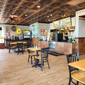 Golden Chick - the interior of a restaurant - Fast Food Near Me - Castle Hills, Texas Golden Chick - the interior of a restaurant - Fast Food Near Me - Castle Hills, Texas