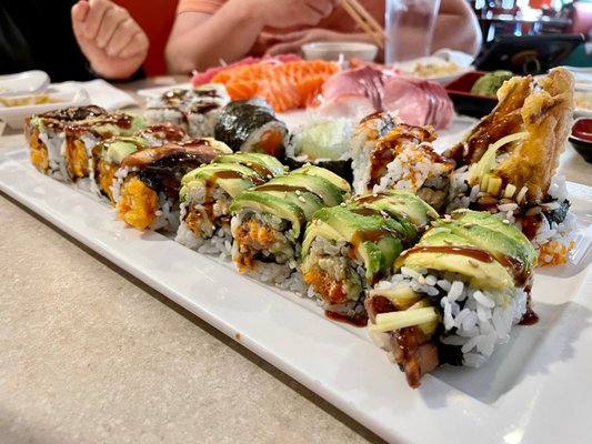 Nijiya Sushi by null