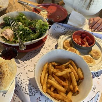 Monna - Fries, pancakes and taragon salad - Middle Eastern Near Me - La Crescenta-Montrose, California Monna - Fries, pancakes and taragon salad - Middle Eastern Near Me - La Crescenta-Montrose, California