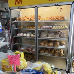 El Pueblo Market - And even more pastries