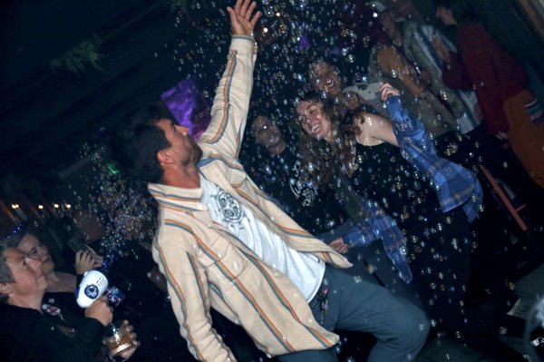 Third Pig Bar by null