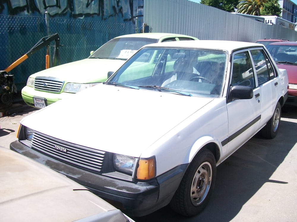 ITS ABOUT CARS 622 W MacArthur Blvd, Oakland, California Car