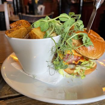 Thomas Rigby's - Pubs Near Me - Liverpool, XMS Thomas Rigby's - Pubs Near Me - Liverpool, XMS