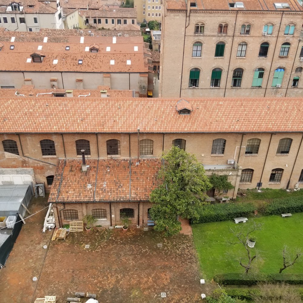 Skyline Rooftop Bar - View of Fortuny Gardens - Cocktail Bars Near Me - Venezia, VE