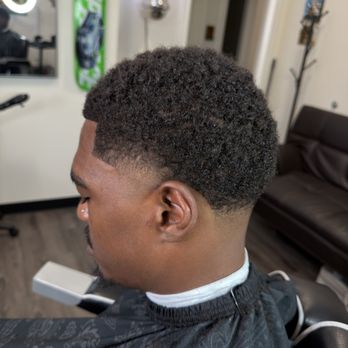 Barber Drix - Mid Taper - Barbers Near Me - San Jose, California Barber Drix - Mid Taper - Barbers Near Me - San Jose, California