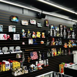 Giovanni's Smoke Shop