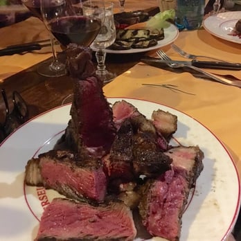 Perseus - Bistecca a la florentina - Tuscan Near Me - Florence, FI