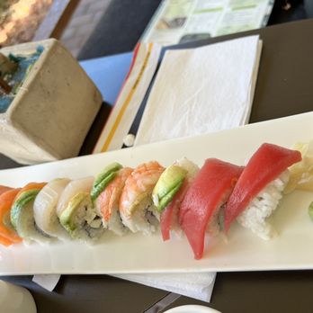 Silver Spoon Thai & Sushi - Rainbow Roll - Sushi Bars Near Me - Miramar, Florida