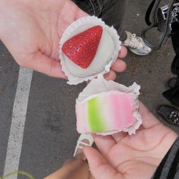 Fugetsu-Do - Candy Stores Near Me - Los Angeles, California