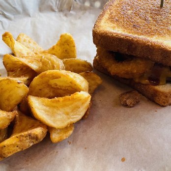 Cin Cin Burger BAR - Burgers Near Me - Winston-Salem, North Carolina