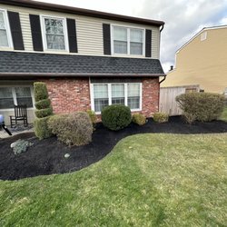 Downs' Gutter Cleaning and Yard Care