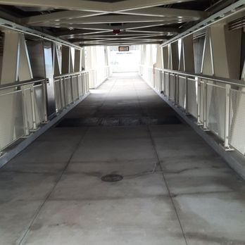 Skyline Kalauao Station - Mezzanine level bridge between the Makai and Mauka entrances and platforms. - Metro Stations Near Me - Aiea, Hawaii Skyline Kalauao Station - Mezzanine level bridge between the Makai and Mauka entrances and platforms. - Metro Stations Near Me - Aiea, Hawaii
