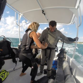 Deep Life - Scuba Diving Near Me - Cancún, ROO Deep Life - Scuba Diving Near Me - Cancún, ROO