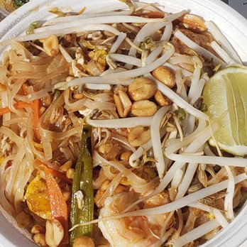 Sun Cuisines - Pad thai w shrimp - Burmese Near Me - Williamsville, New York