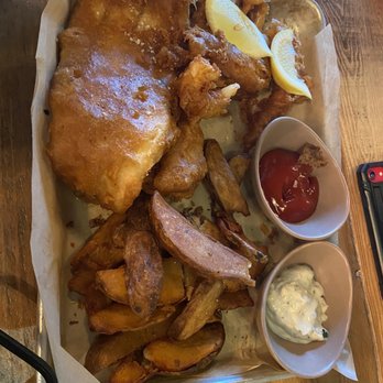 Farmer And The Fishmonger - Fried platter - Seafood Near Me - Apple Valley, Minnesota Farmer And The Fishmonger - Fried platter - Seafood Near Me - Apple Valley, Minnesota