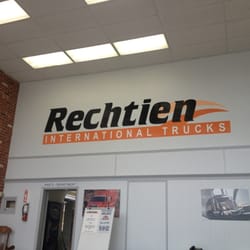 Rechtien International Trucks