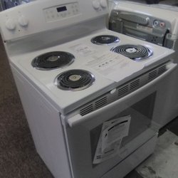 Clewell's Family Hardware & Appliance - Stove we're getting in black