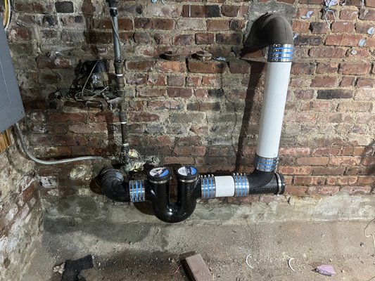 JPeral Piping & Heating Sewer Service Logo