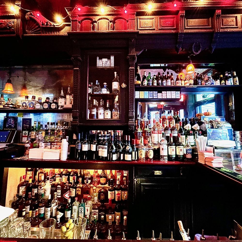 Fanelli's Cafe - bar - American Near Me - New York, New York