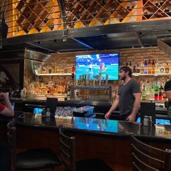 Steelhead Bar & Grille - Great bar & great eats.