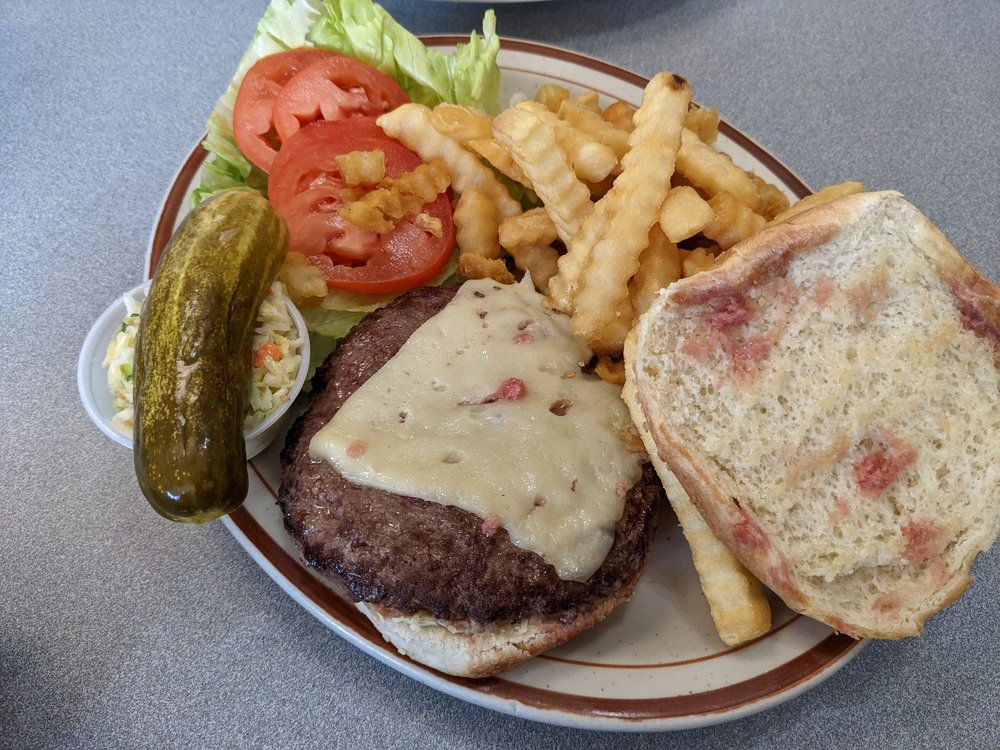 CHRIS’S TEXAS WEINER Updated October 2024 39 Photos & 50 Reviews 51 S Orange Ave, South