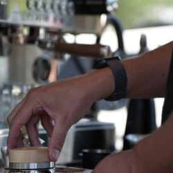 Hooligans Coffee Bar - Hand crafted espresso drinks