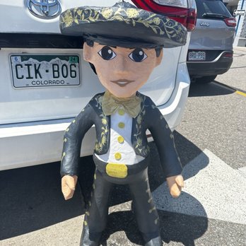 Pinata Festival - Mariachi piñata - Party Supplies Near Me - Aurora, Colorado