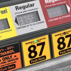 Gas