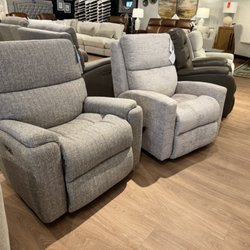 Rudd Furniture Company - Recliners with Power or the old school "handle recliner."