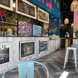 Playa Bowls - Inside