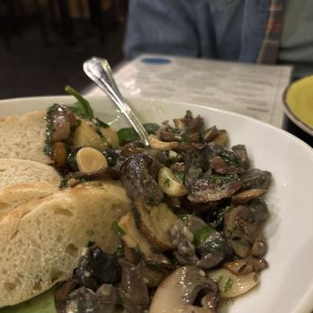 El Gato Azul - Escargot - Tapas Bars Near Me - Prescott, Arizona El Gato Azul - Escargot - Tapas Bars Near Me - Prescott, Arizona