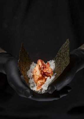 HandoSake Sushi by null