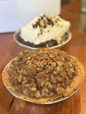 Leoda's Kitchen and Pie Shop by null